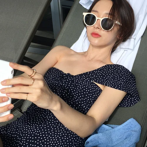 

Women's 2025 New Pure Desire Small Size Super Sexy Bathing Suit Belly Covering Small Chest High Sensation Hot Spring Bathing ...