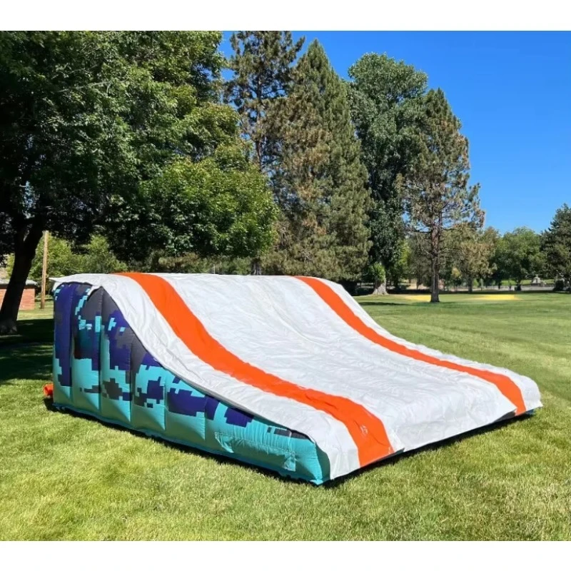 

High Quality Inflatable Air Bed Freestyle Landing Ramp Bike Jump Extreme Sports Slopestyle Inflatable Jumping Air Bed Cushion