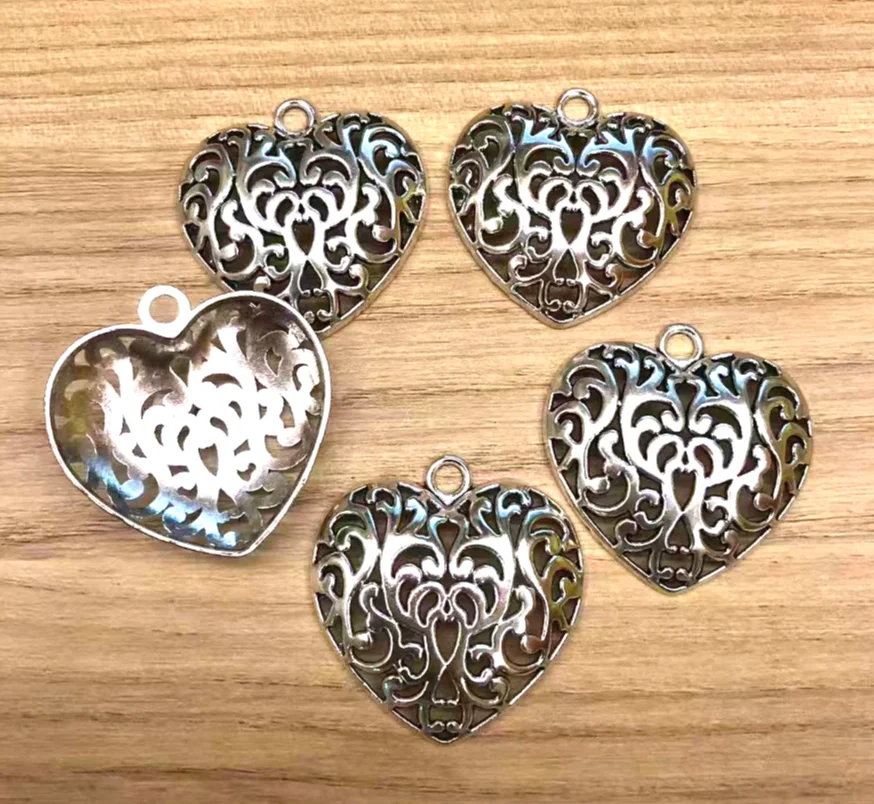

10pcs 35x35mm Tibetan silver color hollow heart shaped pendants for DIY findings HW2945