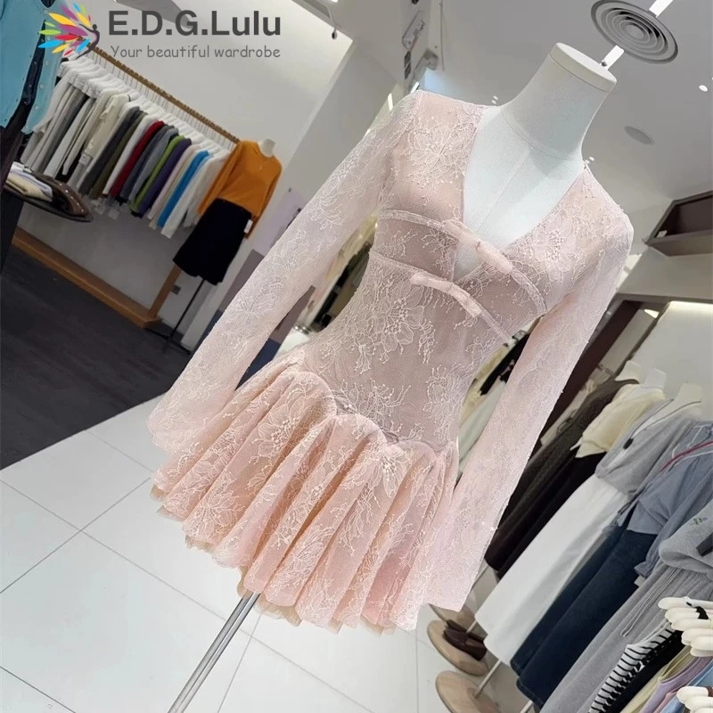 EDGLuLu セクシーな V ネックボウスプライス長袖ブルードレス女性レース中空刺繍花ミニパーティードレス 0929