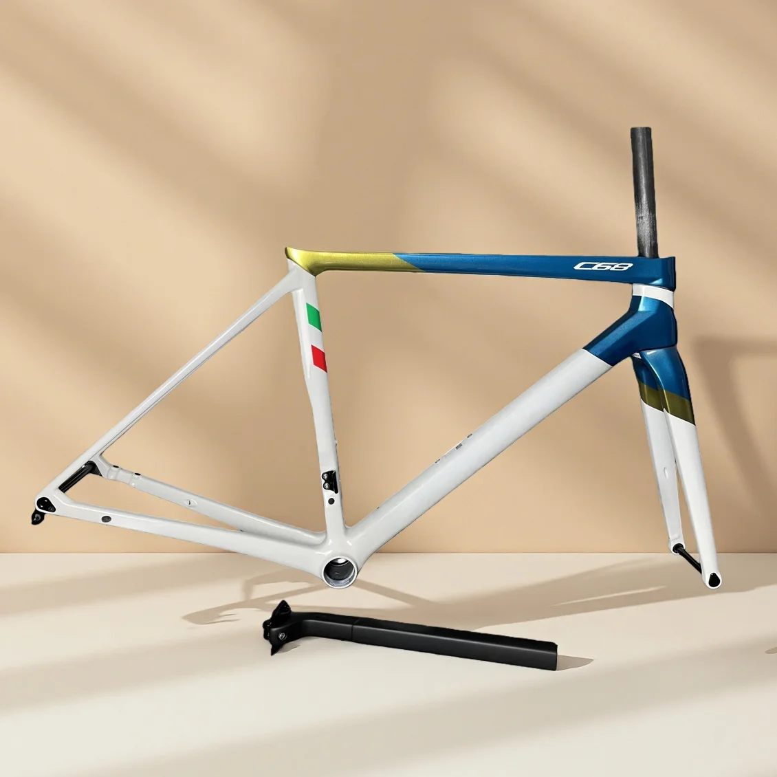 

C68 Carbon Road Bike Frame Racing Bicycle Frameset T47 Disc Brake Di2/Mechanical Compatible Custom Painting Internal Cable DPD