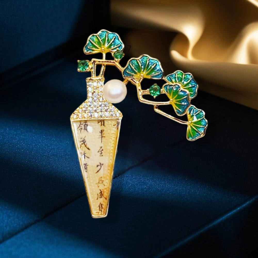 

Chinese Calligraphy Ginkgo Vase Brooch Women's Luxury High-end Enamel Pearl Broche for Suit Cheongsam Corsage Coat Exquisite Pin