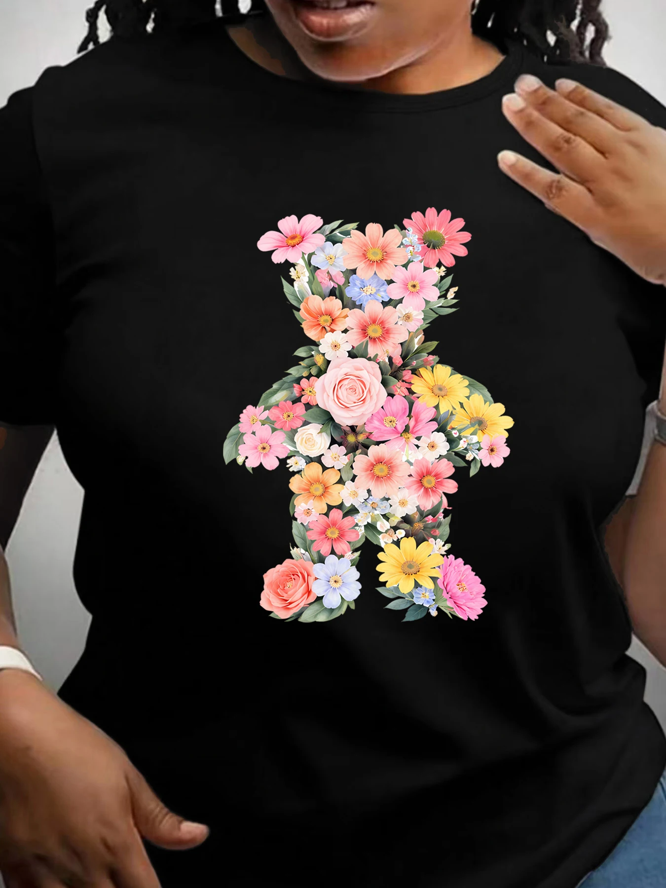 

【ZXH11153】Flower and bear print plus size women's round neck T-shirt summer casual short sleeved top street fashion versatile