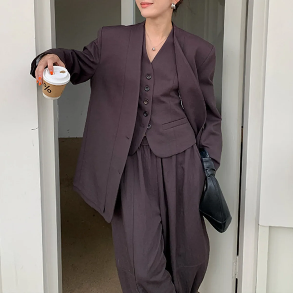 BJTZ Loose Temperament Versatile Solid Color Blazer Jacket For Woman 2025 Trendy New Two Button V-neck Jacket Female Top