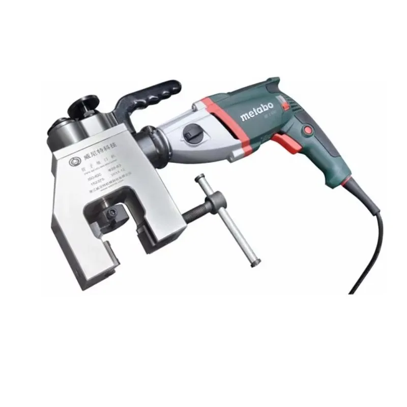 ISO-63C Tragbare, 28–63 mm Außendurchmesser montierte elektrische Rohrschneidemaschine für Rohrdicke unter 12 mm