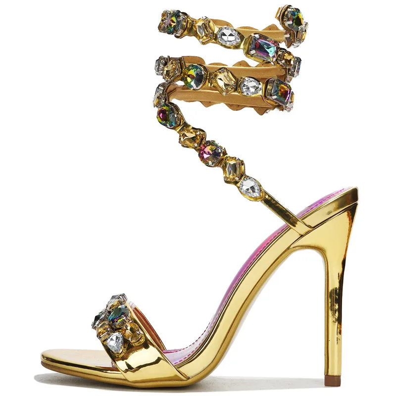 Stern-Stil Luxus Kristall verziert umlaufende Damen Sandalen Stiletto High Heels Gladiator Sandalen Sommer Hochzeit Prom Schuhe
