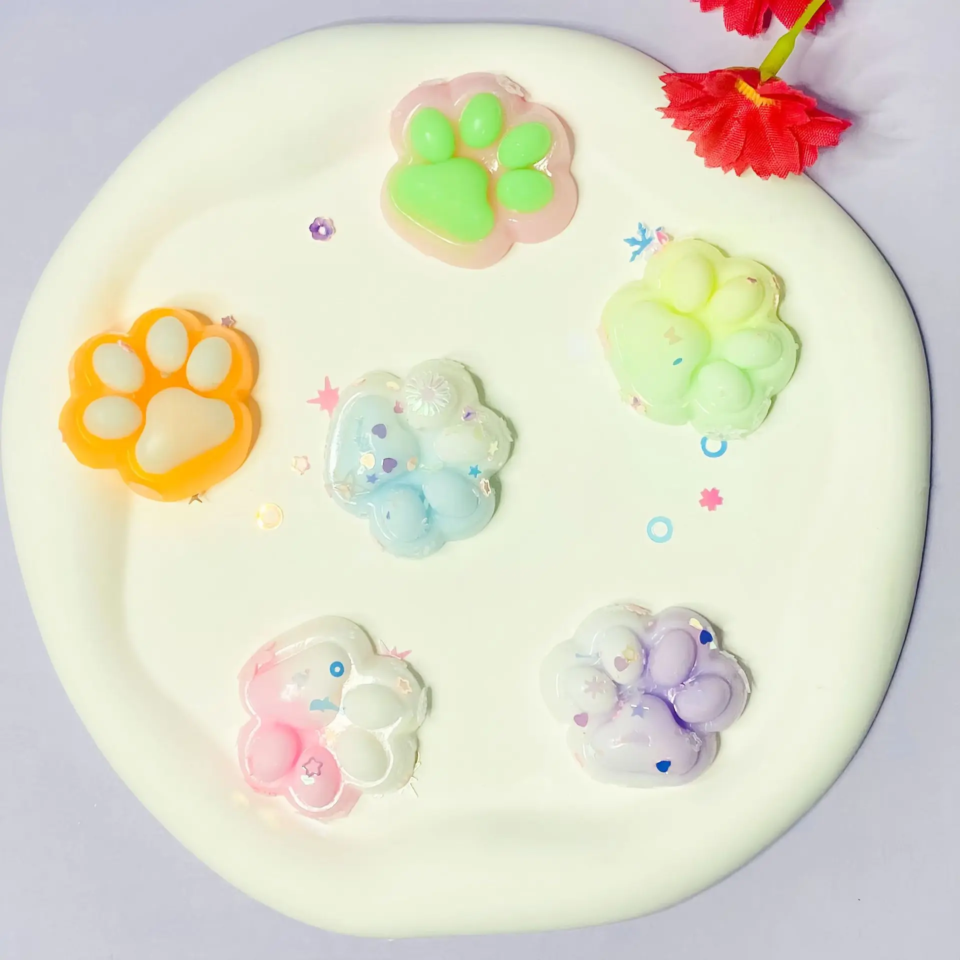 Mini garra de gato de cor macia, brinquedo de pitada para alívio do estresse, forma fofa, alívio do estresse, recuperação lenta, brinquedos sensoriais para adultos, presentes