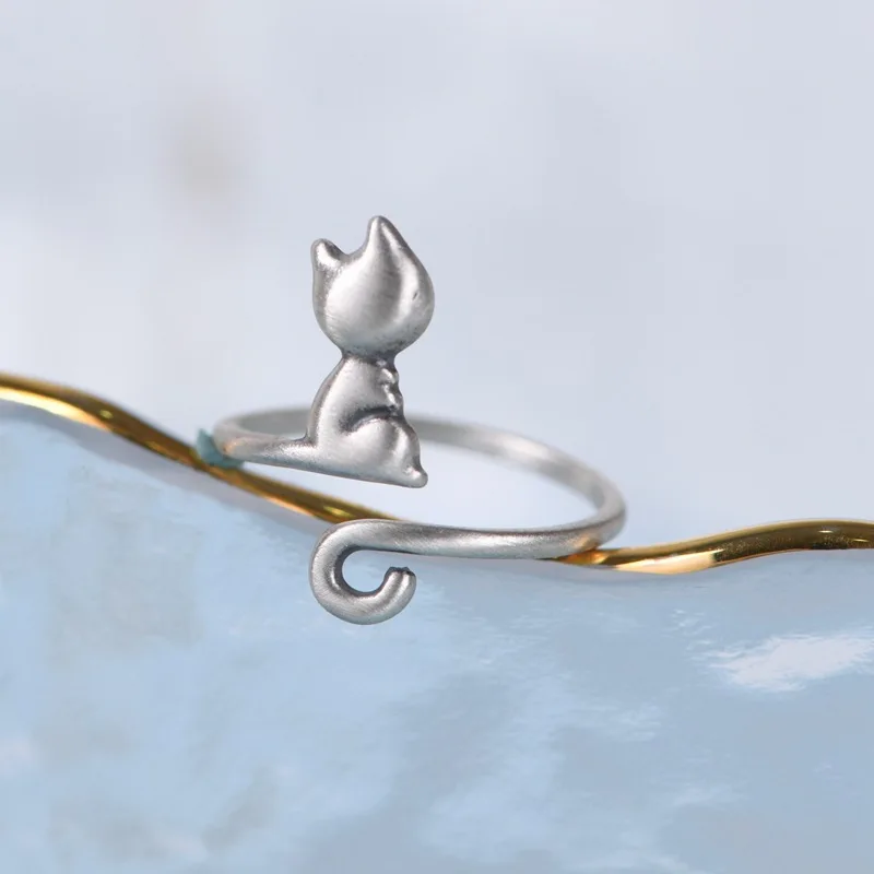 

Ins Popular Brushed Silver Cat Rings for Women 925 Sterling Silver Unusual Sitting kitty Ring Creative Animals Jewelry Trendy