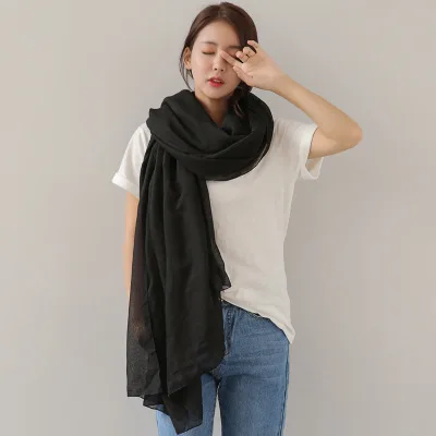 ผ้าพันคอผ้าฝ้ายลินินสีพื้นขนาดใหญ่พิเศษสำหรับผู้หญิง ผ้าคลุมไหล่กันแดดชายหาด สไตล์ชาติพันธุ์ ผ้าซิ่นรีสอร์ท ผ้าชีฟองพันได้ทุกฤดู