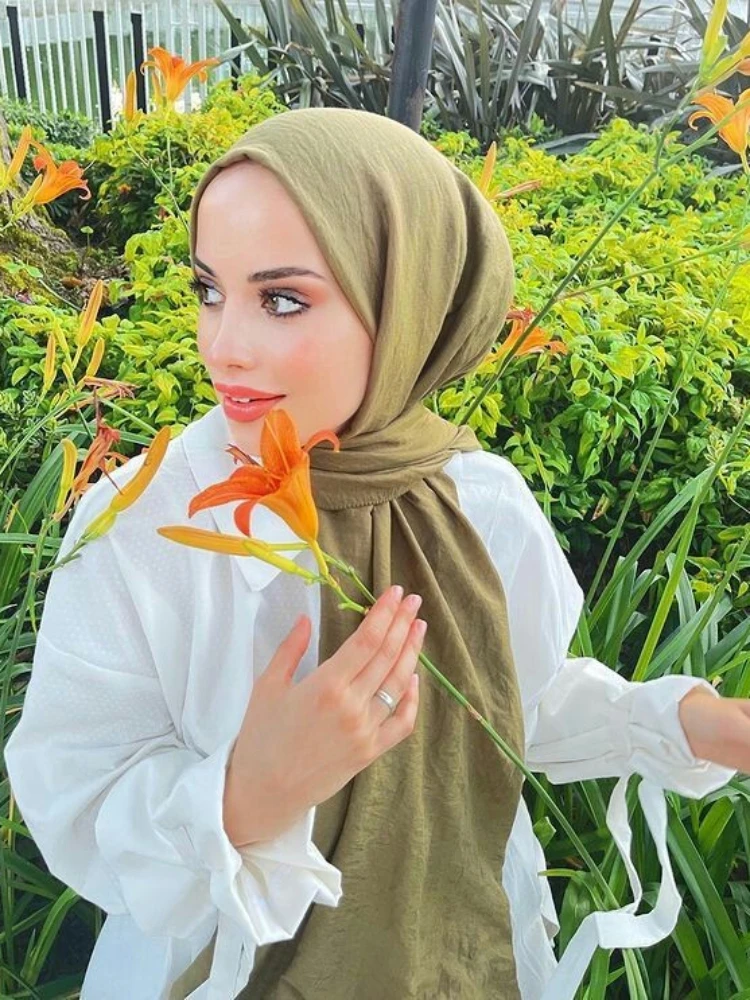 Plain Velvet Satin Hijab Scarf Silk Scarves Women Luxury Soft Shawl Turban Headwrap Women Bandana Muslim Hijabs for Woman Islam