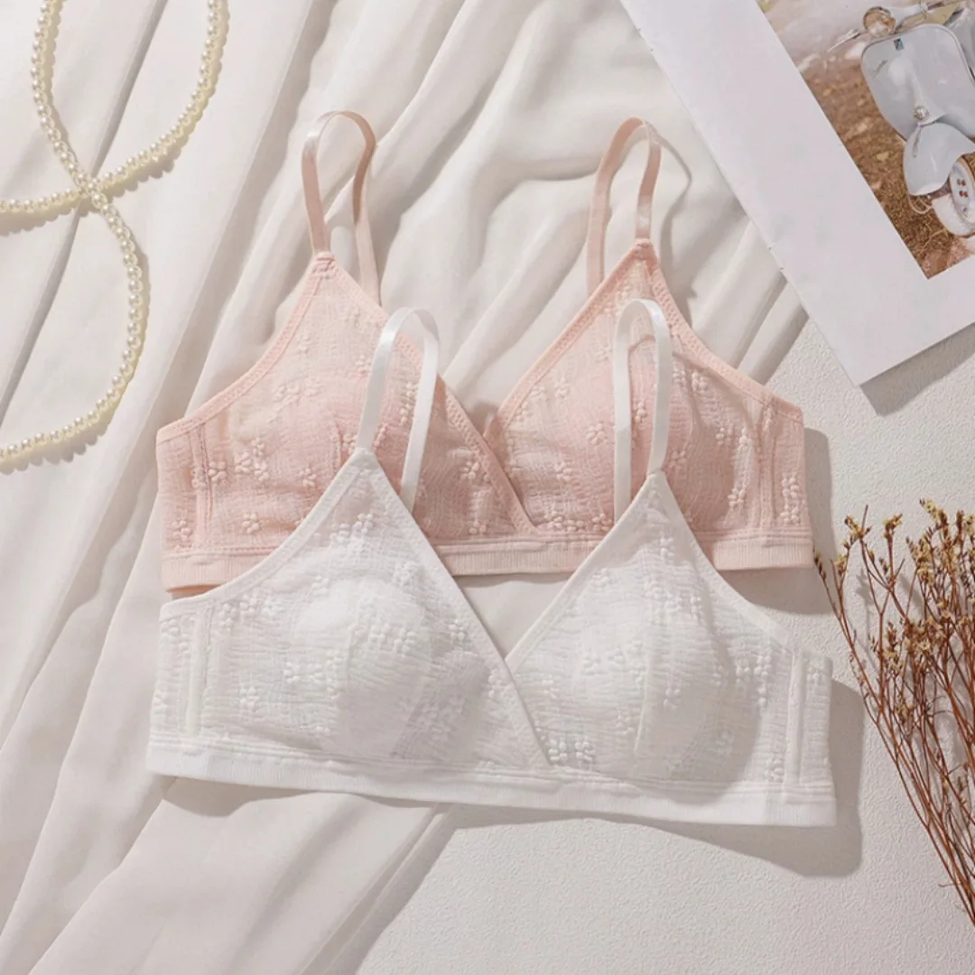 French-Style Women's Summer Lightweight Bra For Small Busts: Pushing-Up, No Empty Cups, Comfortable, Wire-Free, Ultra-Thin Cups