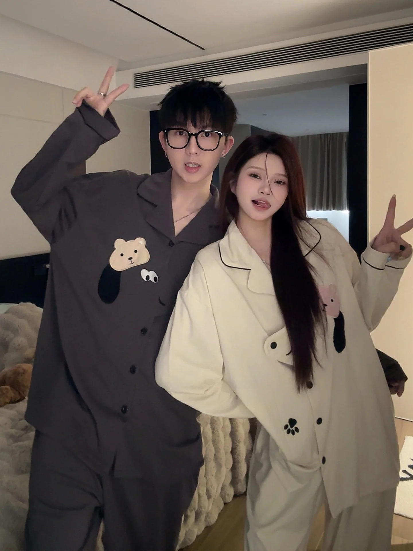 

Пижама с рисунком собаки для пар, хлопковый комплект домашней одежды с длинными рукавами для мужчин и женщин, весенняя новая дизайнерская верхняя одежда, подходит для молодежи