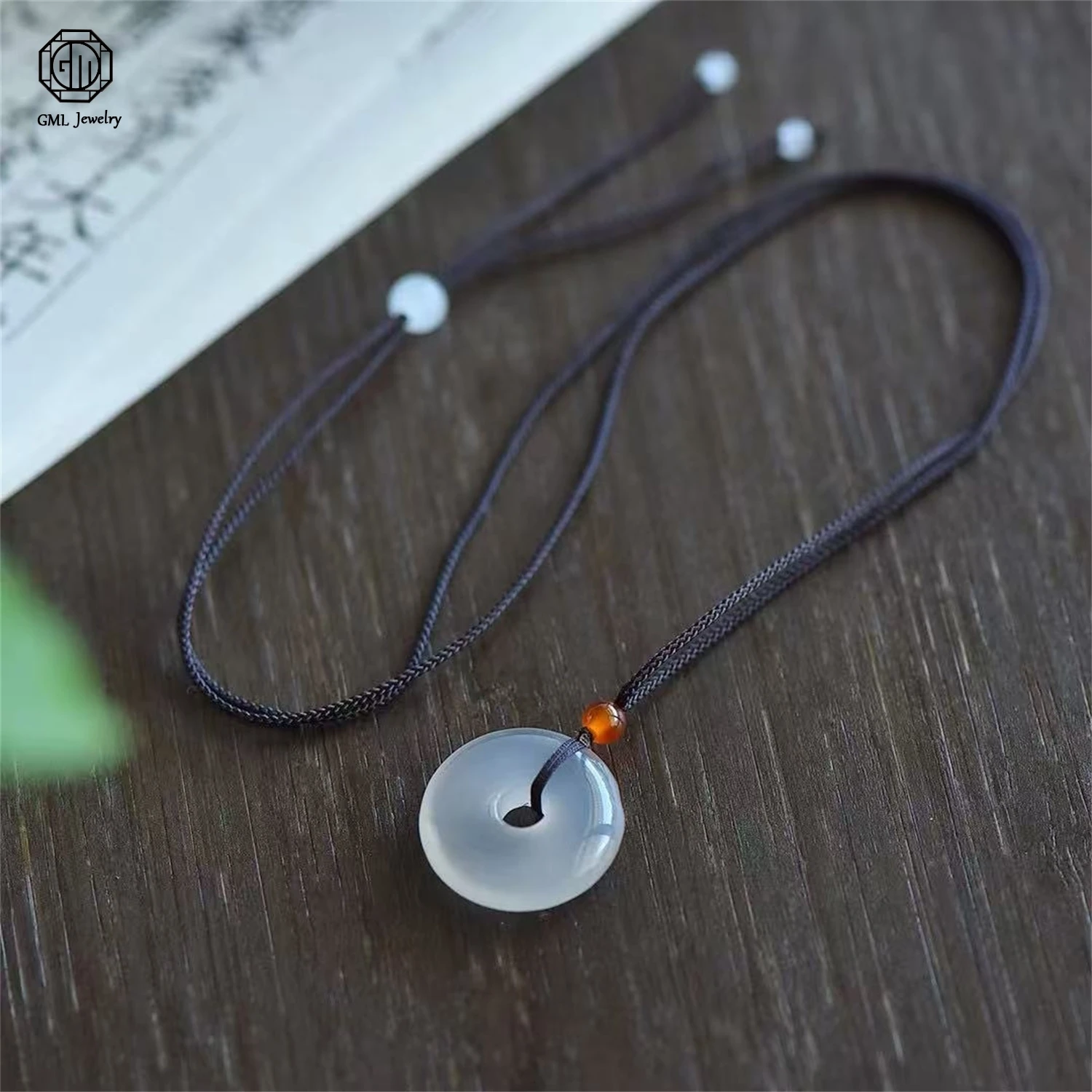 Natural Agate White Chalcedony Peace Lock Pendant Unisex Choker Sweater Long Chain Exquisite Retro Necklace Jewelry Gift