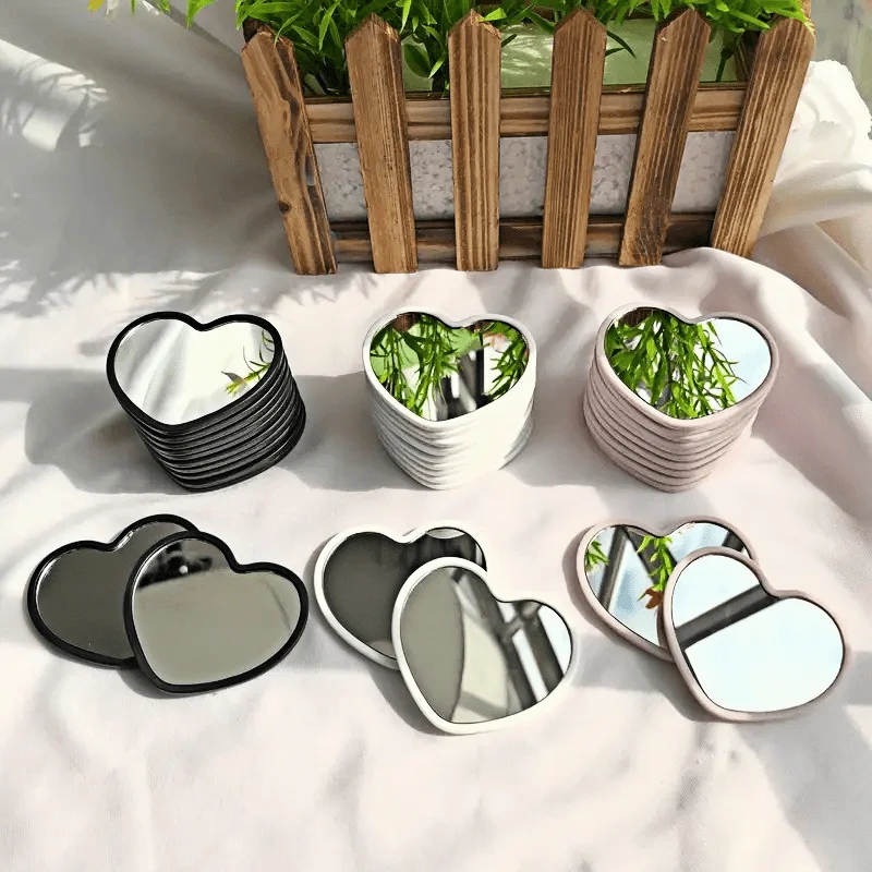 10/20 heart-shaped small mirrors - Portable small mirrors, modern and simple handheld mirrors, gift for souvenirs