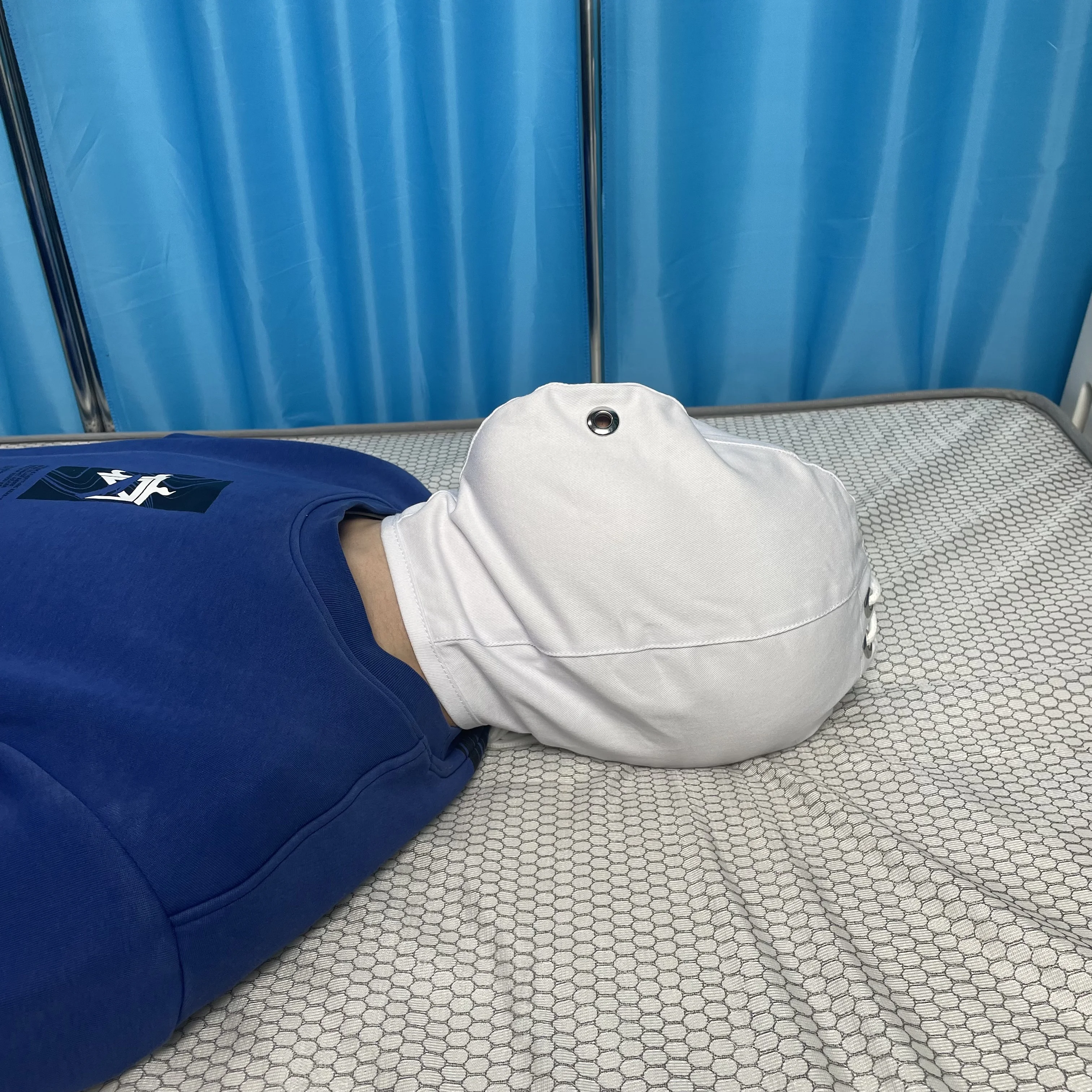 White Cotton Patient Head Cap Full Coverage Nursing Aid Adjustable Drawstring Medical Face Mask Breathable Patient Head Cover