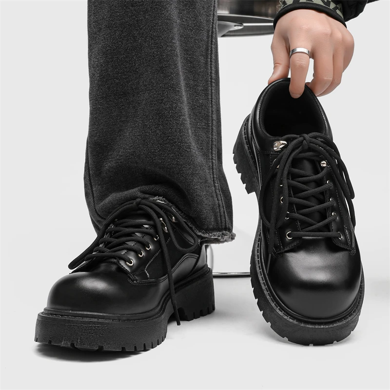 

Мужские кожаные туфли с плоской толстой подошвой, увеличивающие рост, однотонные, цельнокроеные, высококачественные, классические, подходят для повседневной носки.