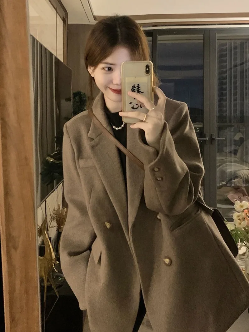 

Temperament Suit Woolen Jacket Women Fashion Lapel Double Breasted High-end Celebrity Cool Thicken Solid Loose Winter Lady Coat