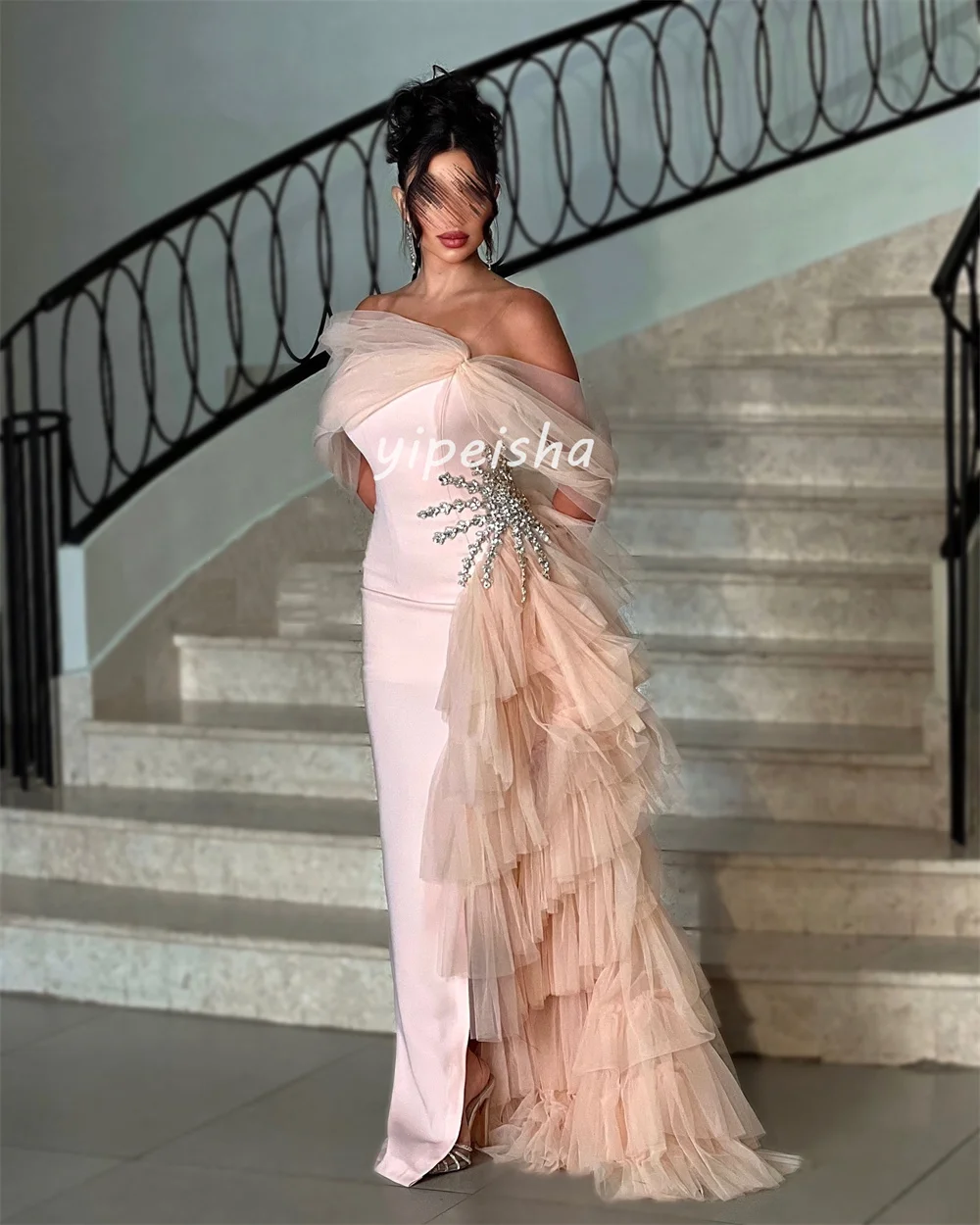 Customized Modern Style Fashion Tulle Rhinestone Tiered Column Off-the-shoulder Long Dresses Bespoke Occasion Dresses Matching