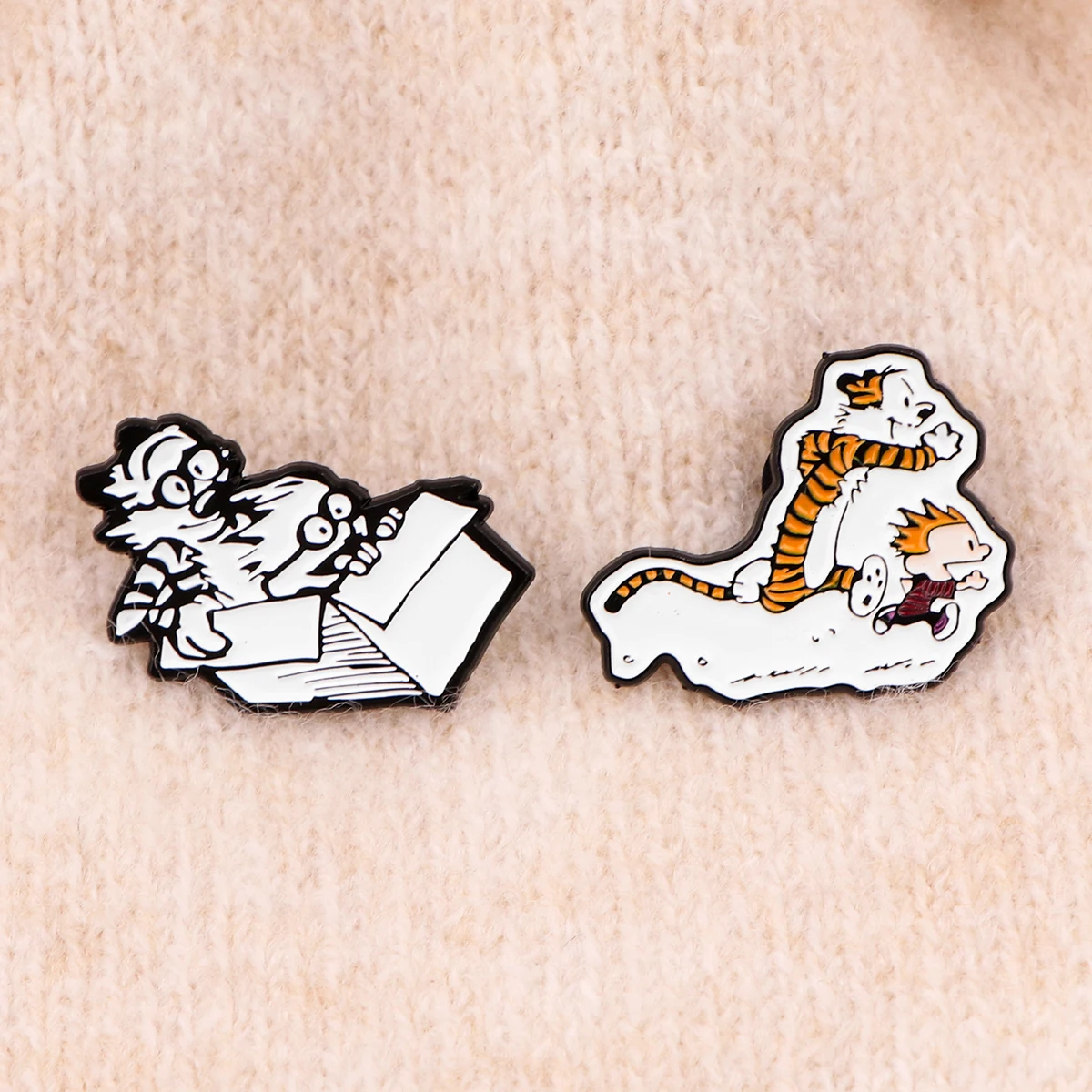 Cute Tiger Brooches for Women Enamel Pins Badges Lapel Pins for Backpack Animal Jewelry Clothing Accessories Friends Gift