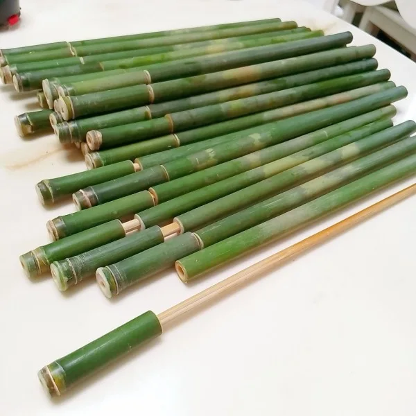 

Vintage Bamboo Tube Gun Toy with Paper Bullet Launcher for Kids