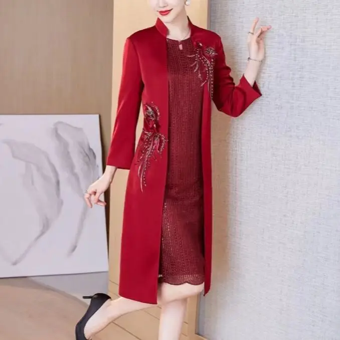 Two Pieces Mother Of the Bride Dresses Suit Noble Western Cheongsam Jacket Burgundy Satin Knee Long Sleeves Evening Party Gowns