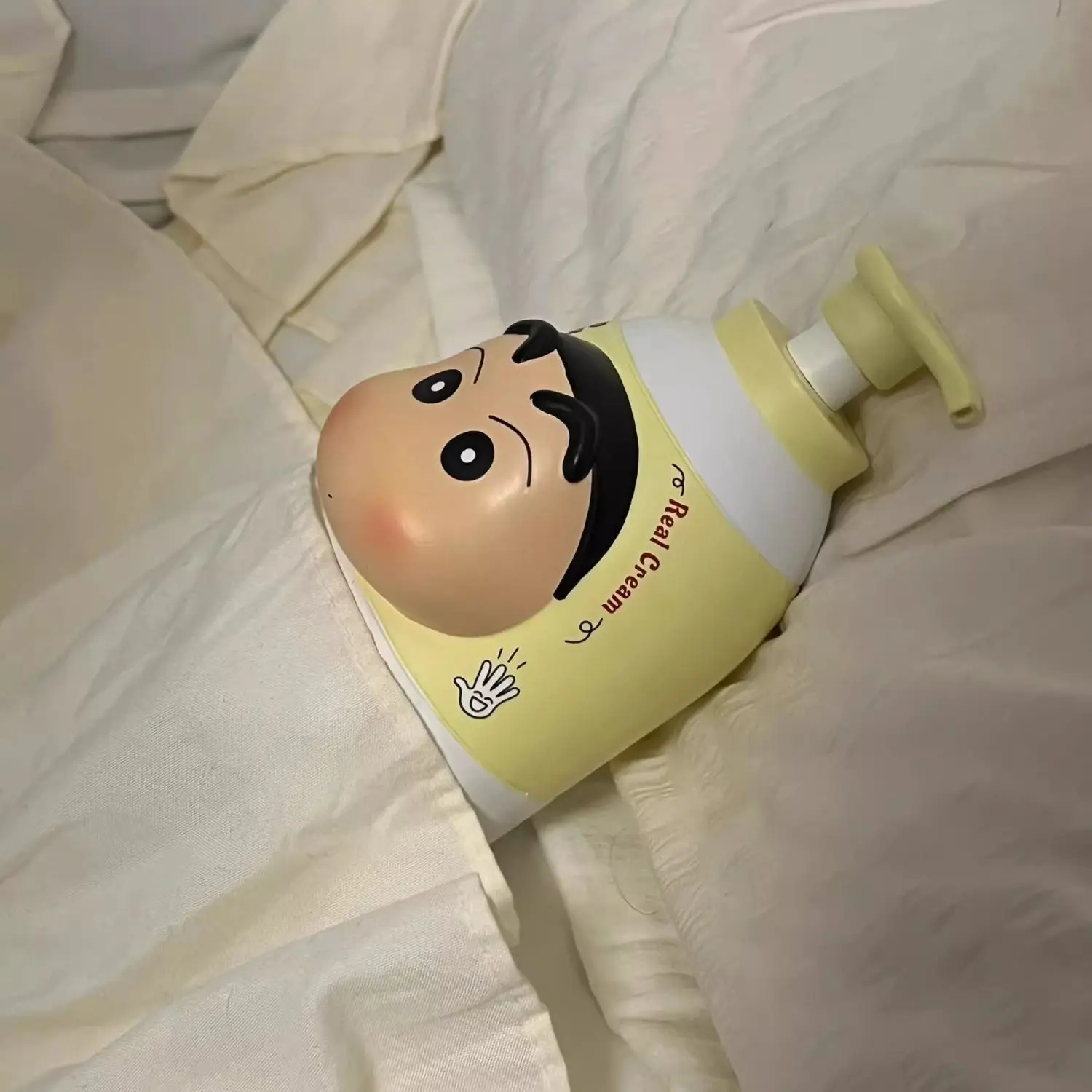 

15cm Anime Shower gel styling Crayon Shin-chan Action Figure PVC Model Toys Desk Decor Bathroom decorations Collectible Gifts