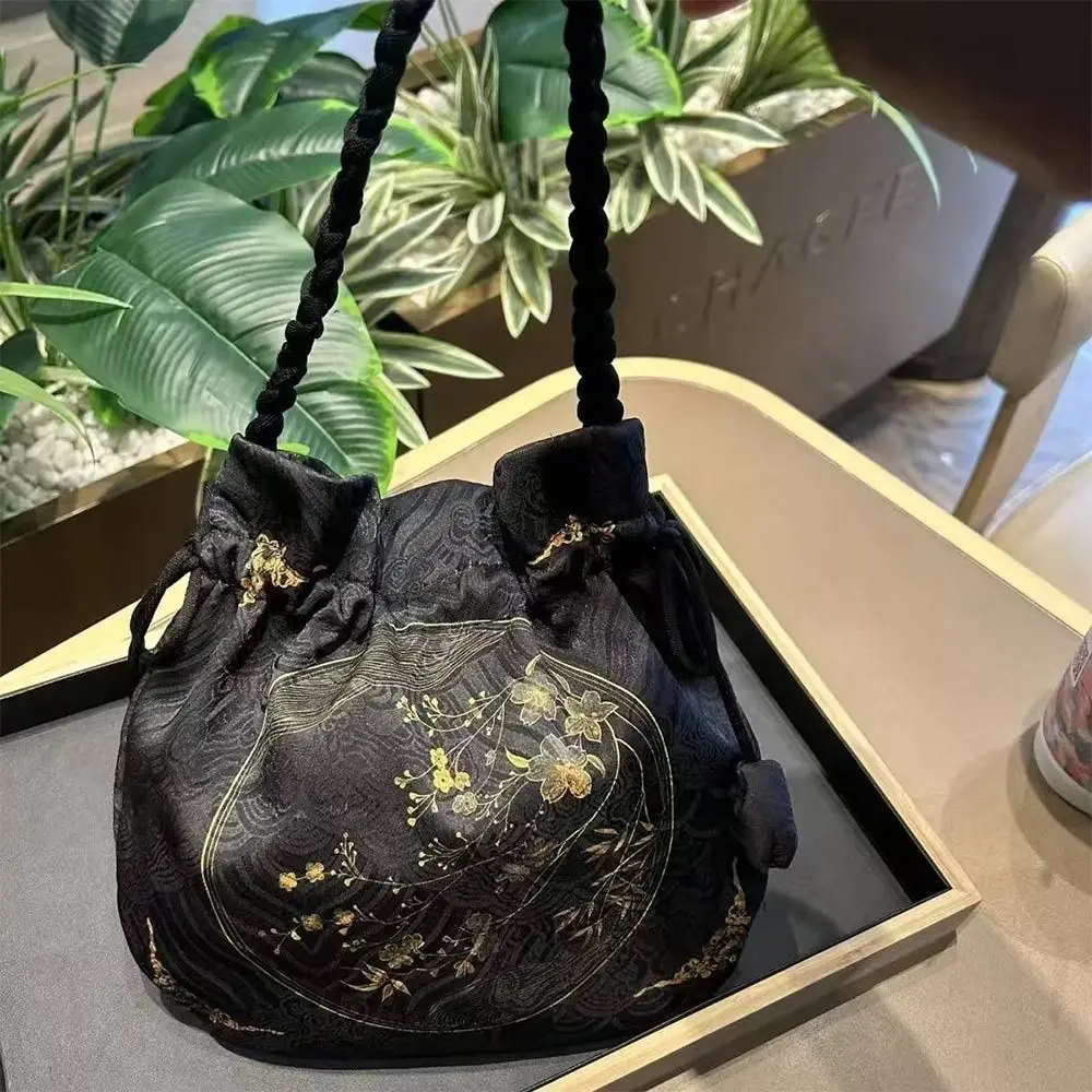 Silk Material Retro Handbags Embroidery Design Drawstring Closure Embroidery Silk Bags Storage Function Bucket Bag