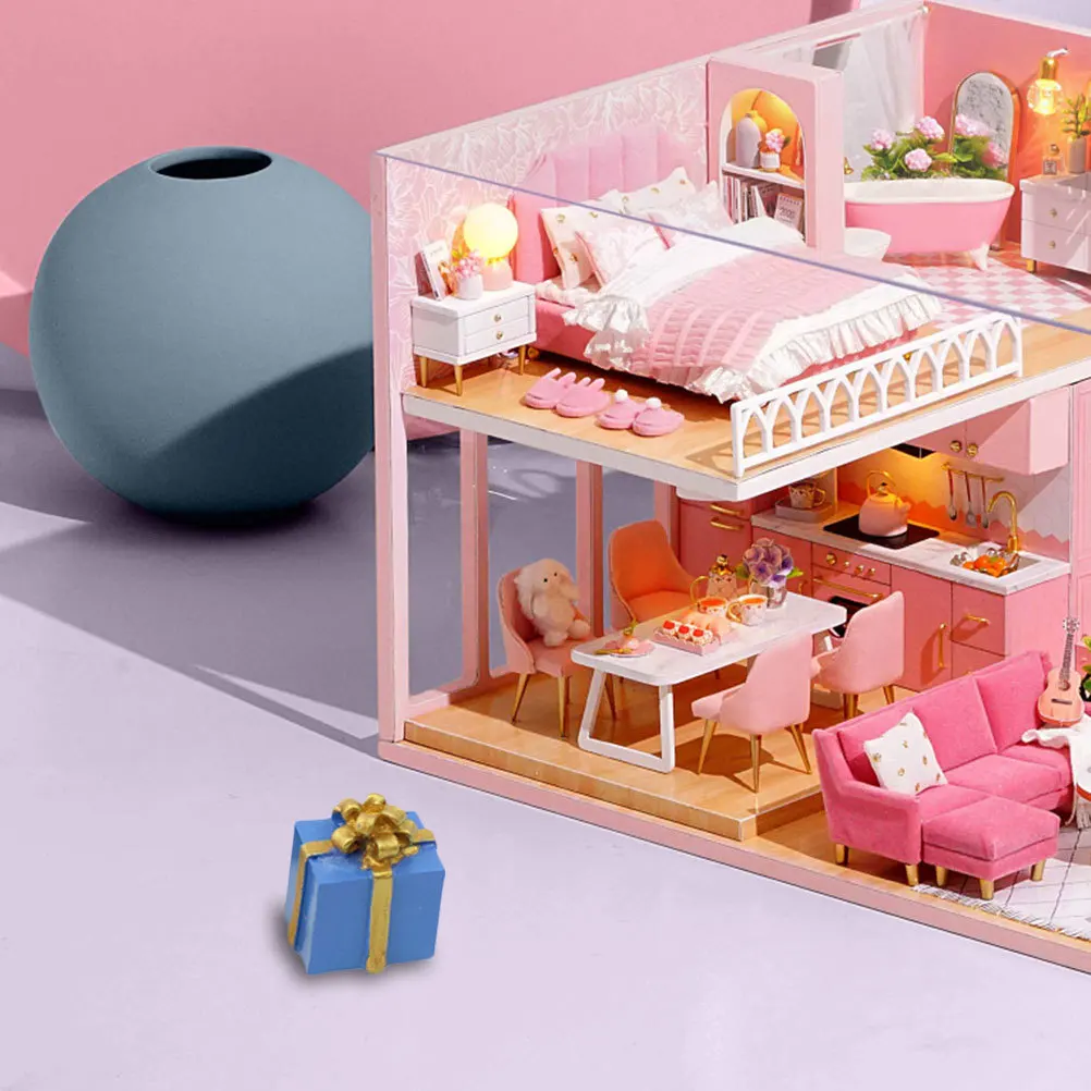 

40Pcs Christmas Decoration Set Mini Resin Present Boxes Detailed Dollhouse Ornaments for Holiday Display Creative DIY Decor