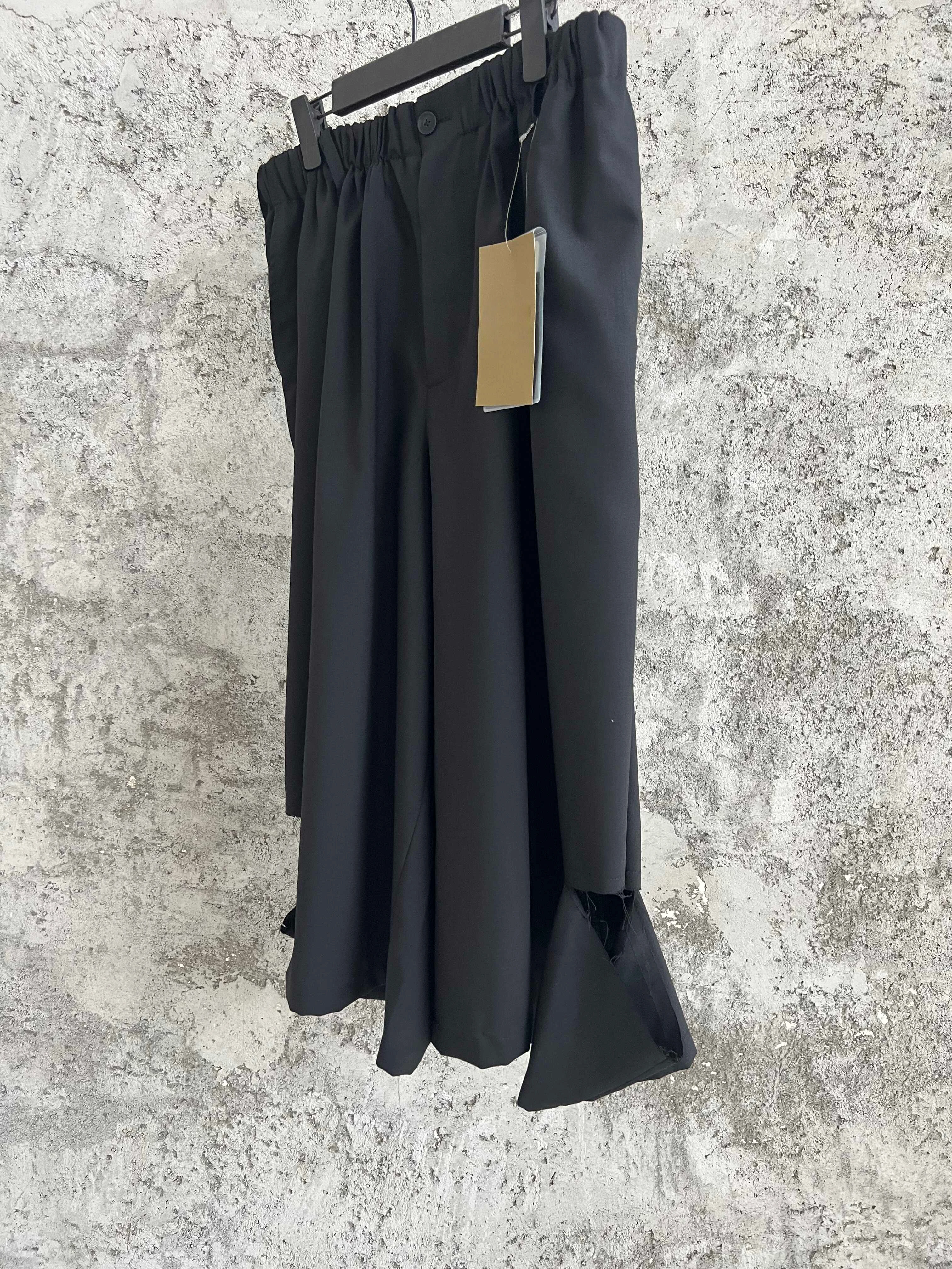 TOP-YAMAMOTO wool Bermuda shorts, a niche Japanese style with a stretched-waist workwear, loose, plus-size, and large underpants