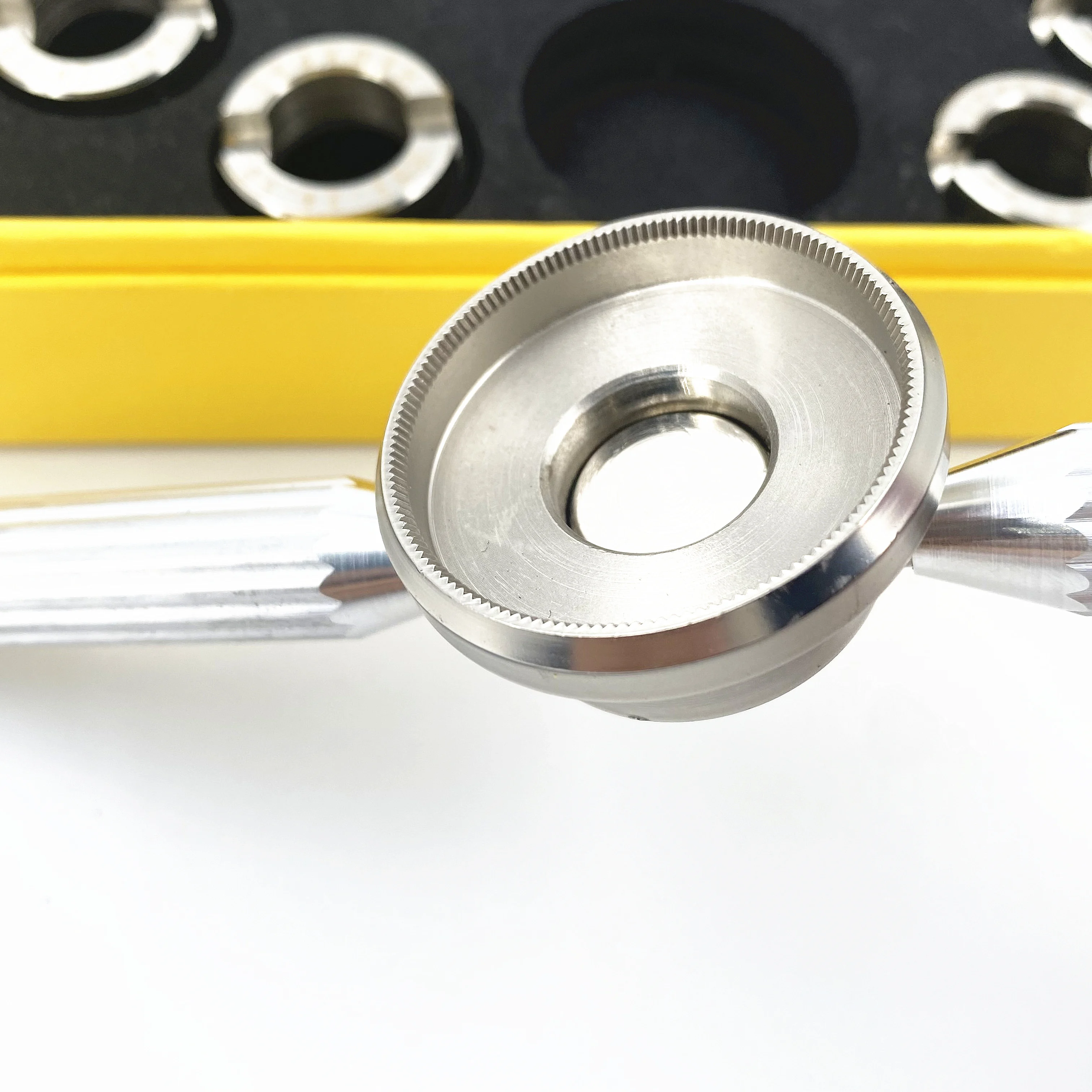 الجملة 5537 فتاحة القضية مع سبعة يموت للماء ووتش الغطاء الخلفي إزالة المسمار وجع لأدوات إصلاح RLX