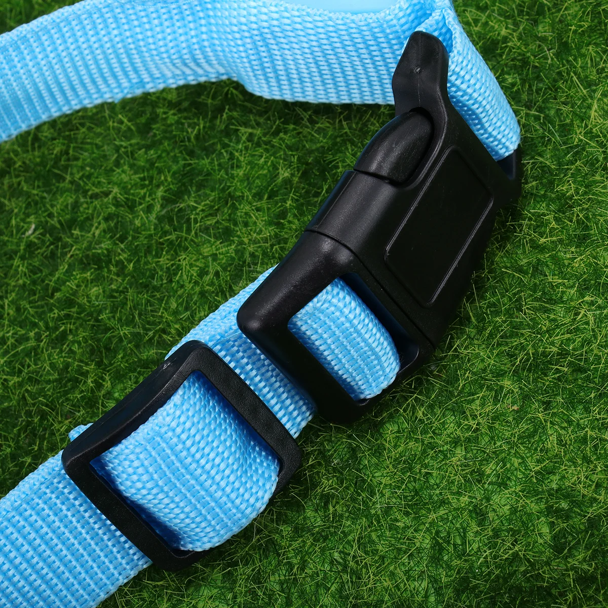 

Adjustable S Blue LED Dog Collar Luminous Pet Necklace Comfortable Stylish Night Walking Outdoor Pet Dog Collar