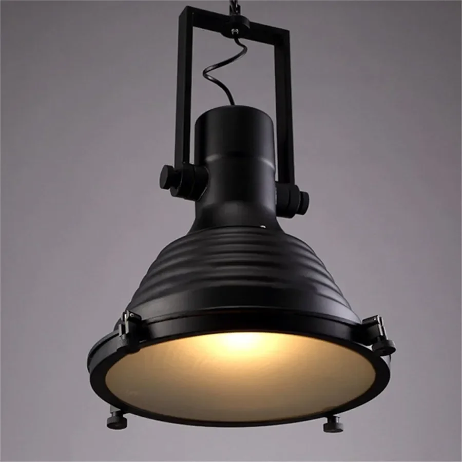 Lampade a sospensione industriali in ferro battuto Illuminazione nera vintage Bar Hotel Cucina Isola Lampada da soffitto a sospensione antica a luce LED