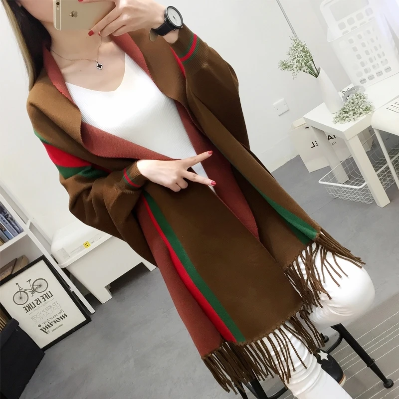 2023 Autumn New Sweater Women\'s Autumn/Winter Knitwear Batshirt Cloak Cape Coat Mid Length Korean Edition Cardigan