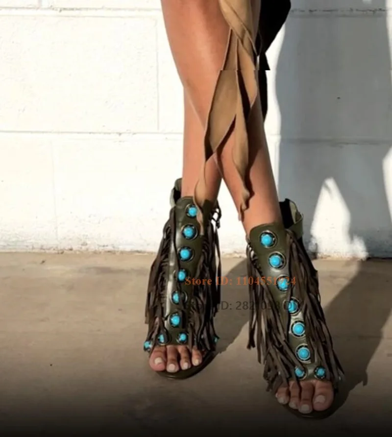 Sumac الصنادل الغربية الزيتون للنساء الماس مهدب كاوبوي أحذية بوت قصيرة عالية الكعب شرابة الصيف صندل الأحذية