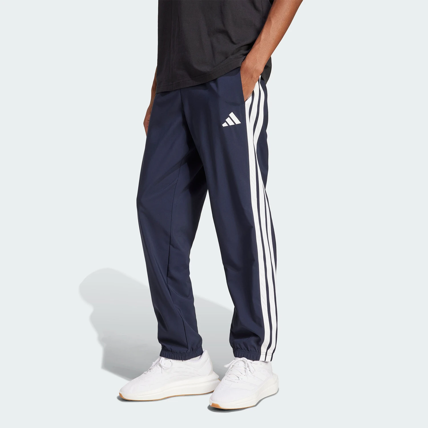 

adidas genuine New Unisex Cool-feel Tapered Casual Pants KA8351