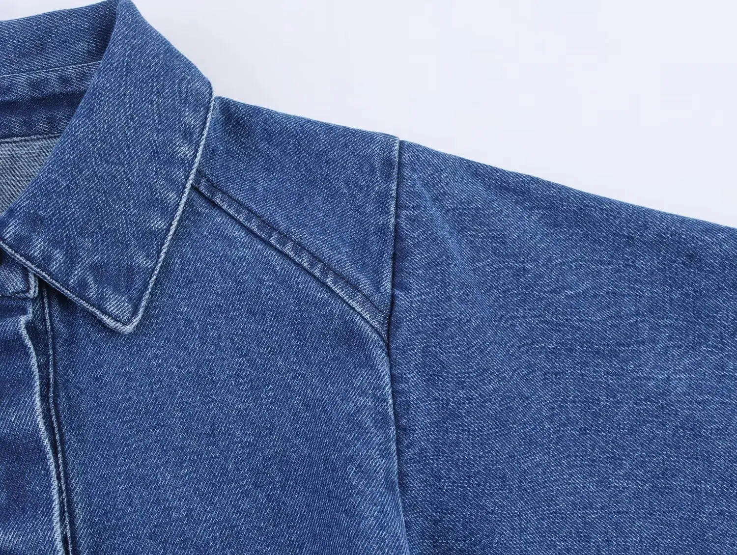 MYST & ZA2025 ฤดูใบไม้ร่วงสินค้าใหม่ผู้หญิงสีทึบแขนยาว V คอ Casual DENIM เสื้อด้านบน