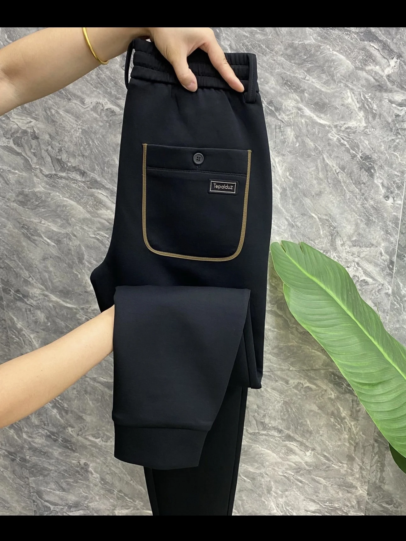 

Men's Faionable Casual Sweatpants Elastic Waist Sports Tight Fit Pants Autumn Winter Loose Fit ular Brand Youth Sle