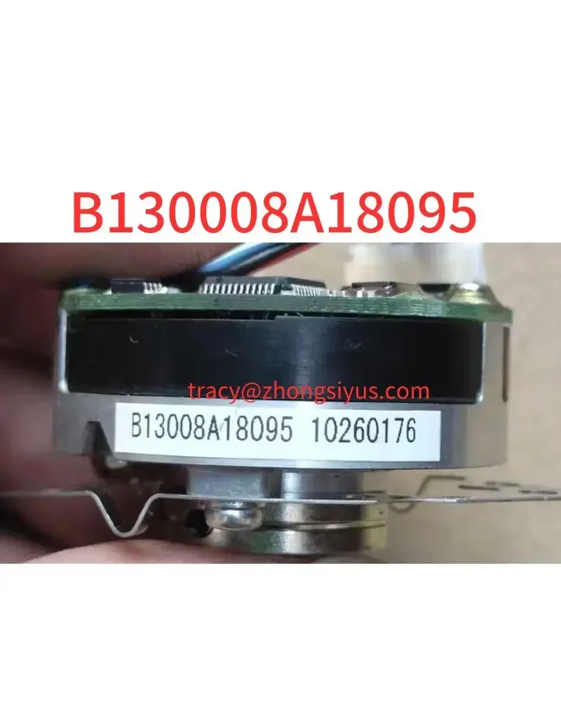 

Использованный энкодер 400-003-159 B130008A18095, проверен, исправен, работает должным образом.