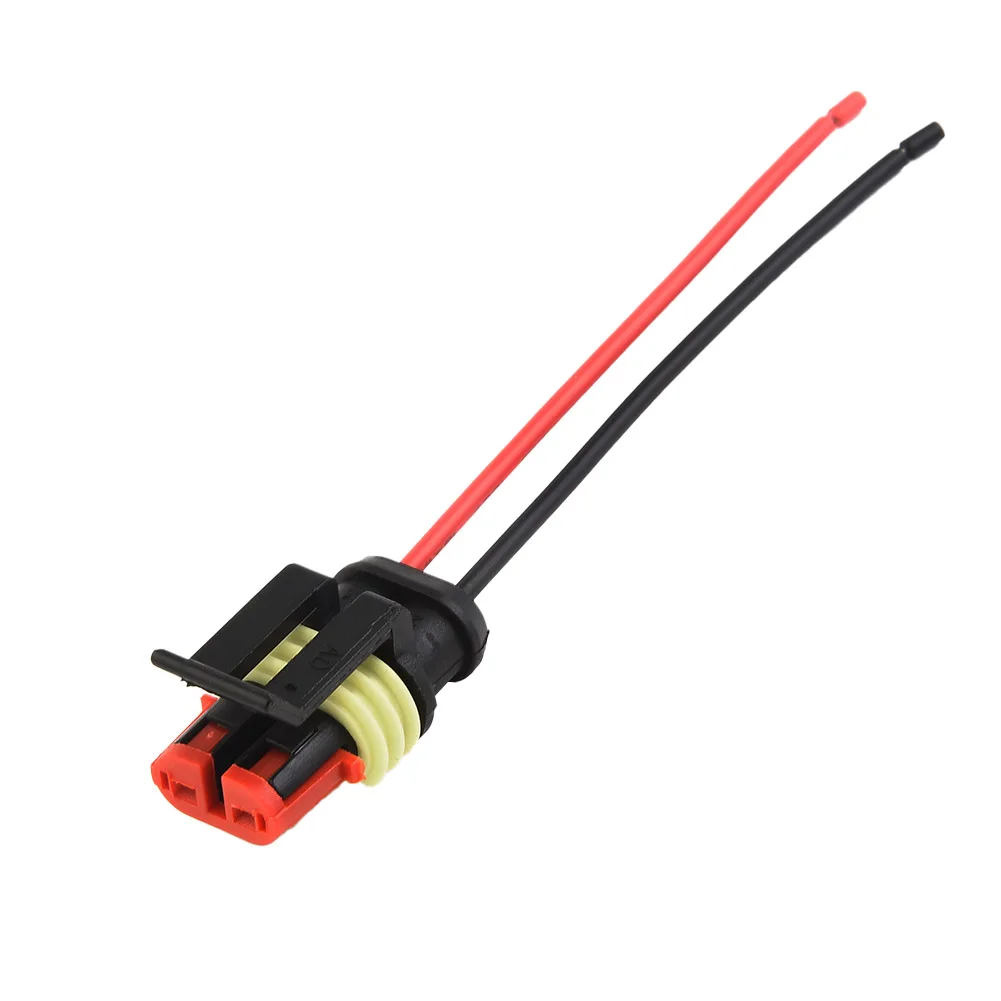 2-Pin 12V Electrical Connector Kit for Vehicle Wiring Systems Including 8cm Pre-Cut Wires and Sealing Components