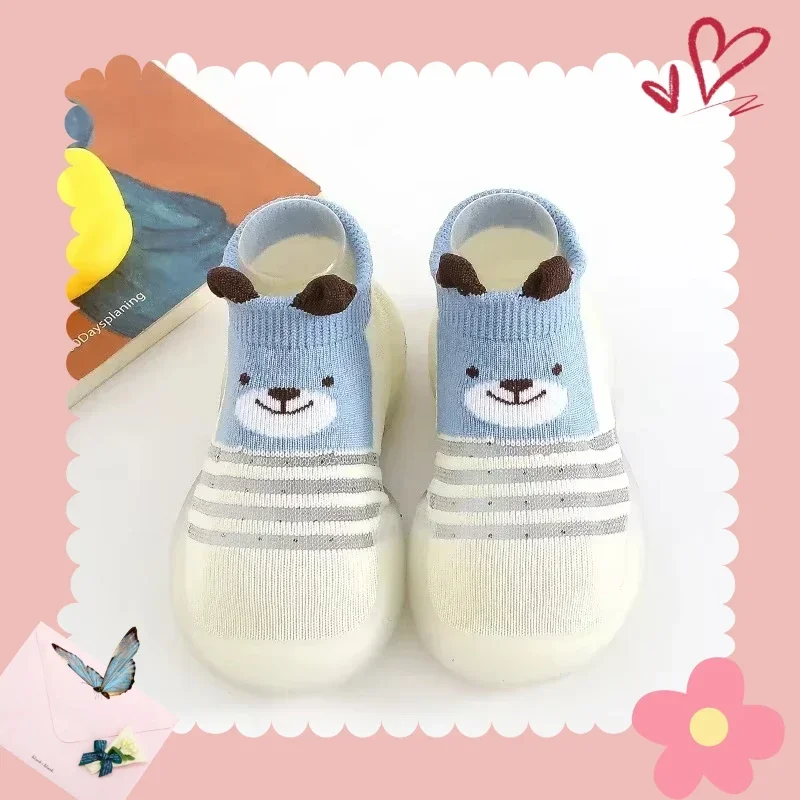 أحذية شبكية قابلة للتنفس على الطراز الكلاسيكي للأطفال مضادة للانزلاق ومضادة للارتداء، أحذية أطفال كرتونية للأطفال الصغار، جوارب أرضية