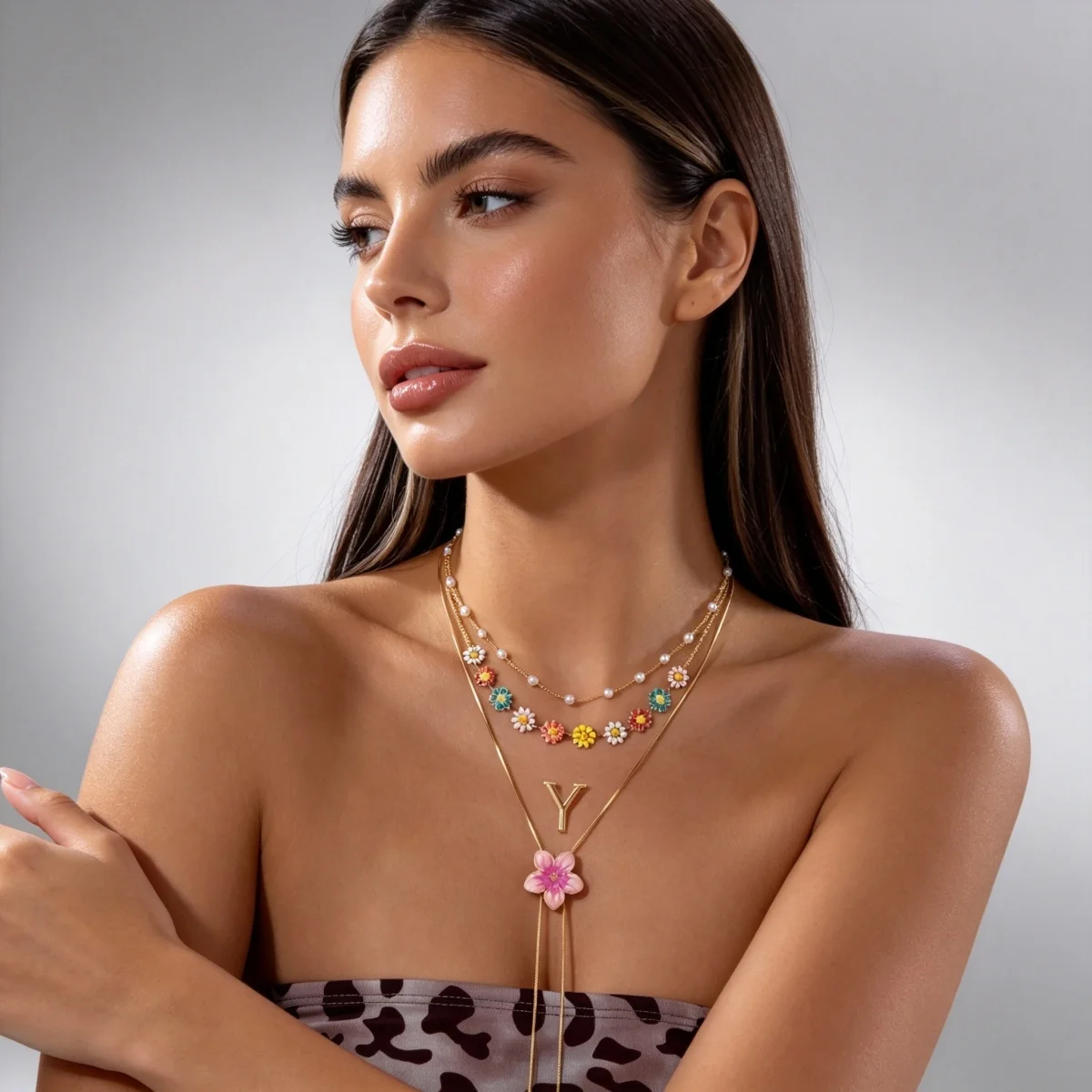 Süße, bunte Emaille-Halskette mit winzigen Gänseblümchen, Schlangenkette, Y-förmiger Quaste und simulierten Perlen für Damen, florales Choker-Schmuckstück – Detail 15