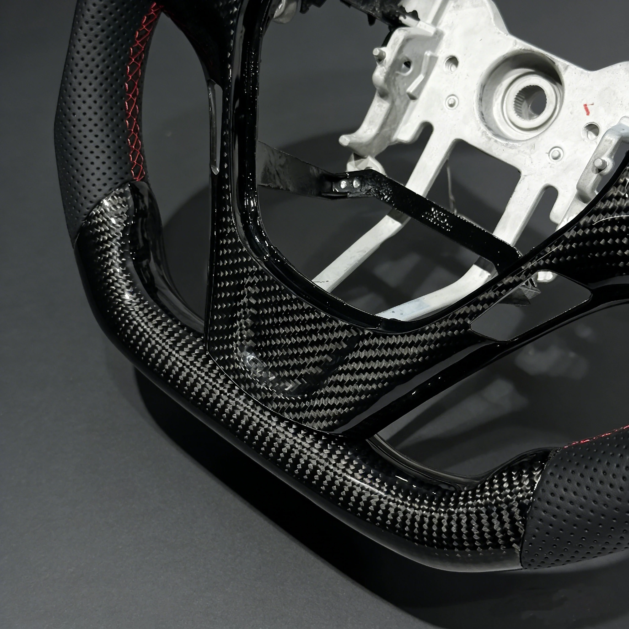 For Hyundai Genesis Coupe Sport Steering Wheel Real Black Carbon Fiber for Genesis Coupe 2008 2012 2016 2022 D Shape DIY Color
