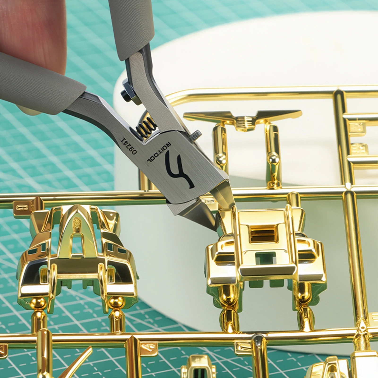 4.3inch Plastic Model Sprue Flush Cut Pliers With Spring Mini Diagonal Pliers Non-slip Grip Precision Side Cutting Pliers