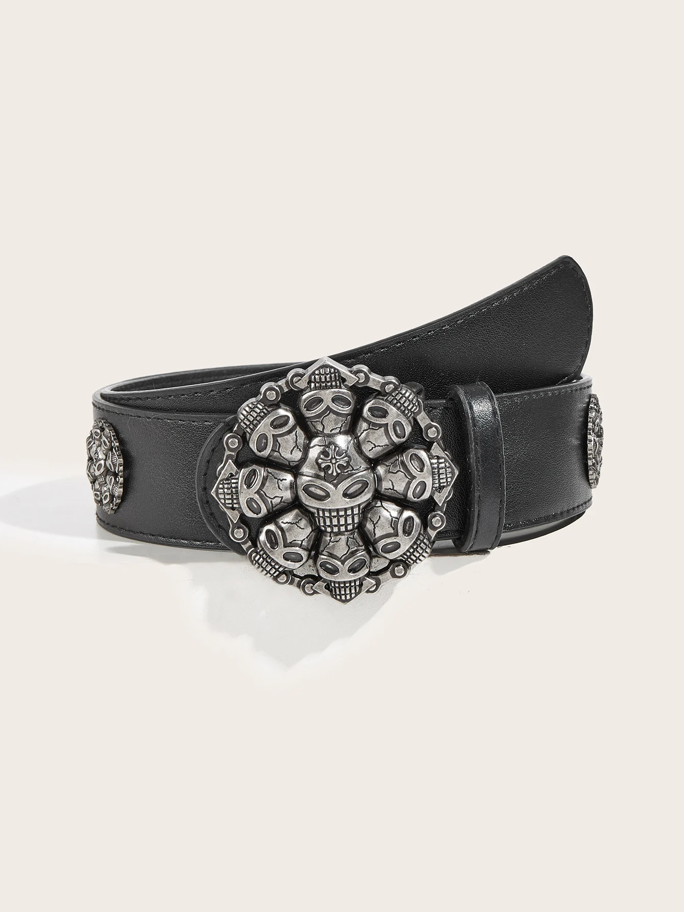 1pc Y2K Skull Belt Black PU Leather Punk Waist Belt With Round Silver Skull Buckle For Jeans Streetwear view 3