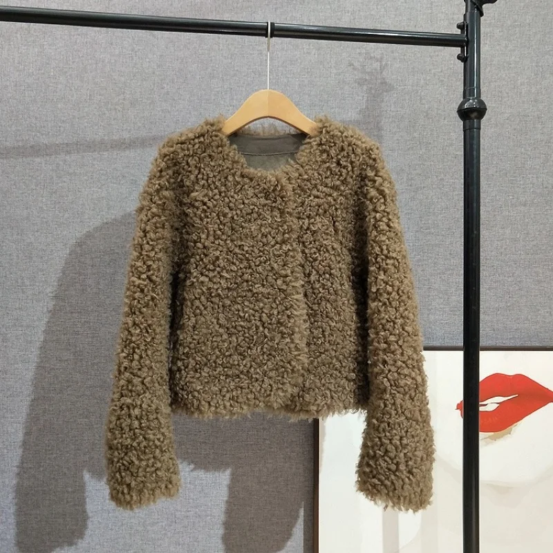 Short Lamb Fur Round-Neck Shearling Coat Full-Wool for Women Warm Autumn/Winter Jacket JT544