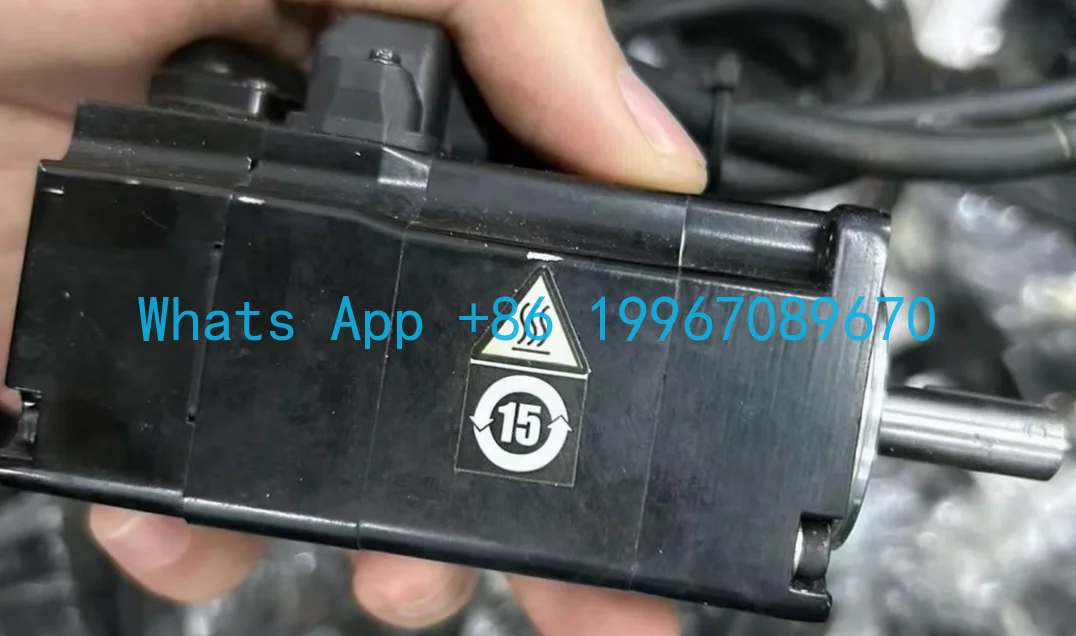 

SGMMS-01ADC6S USED Servo Motor SGMMS 01ADC6S