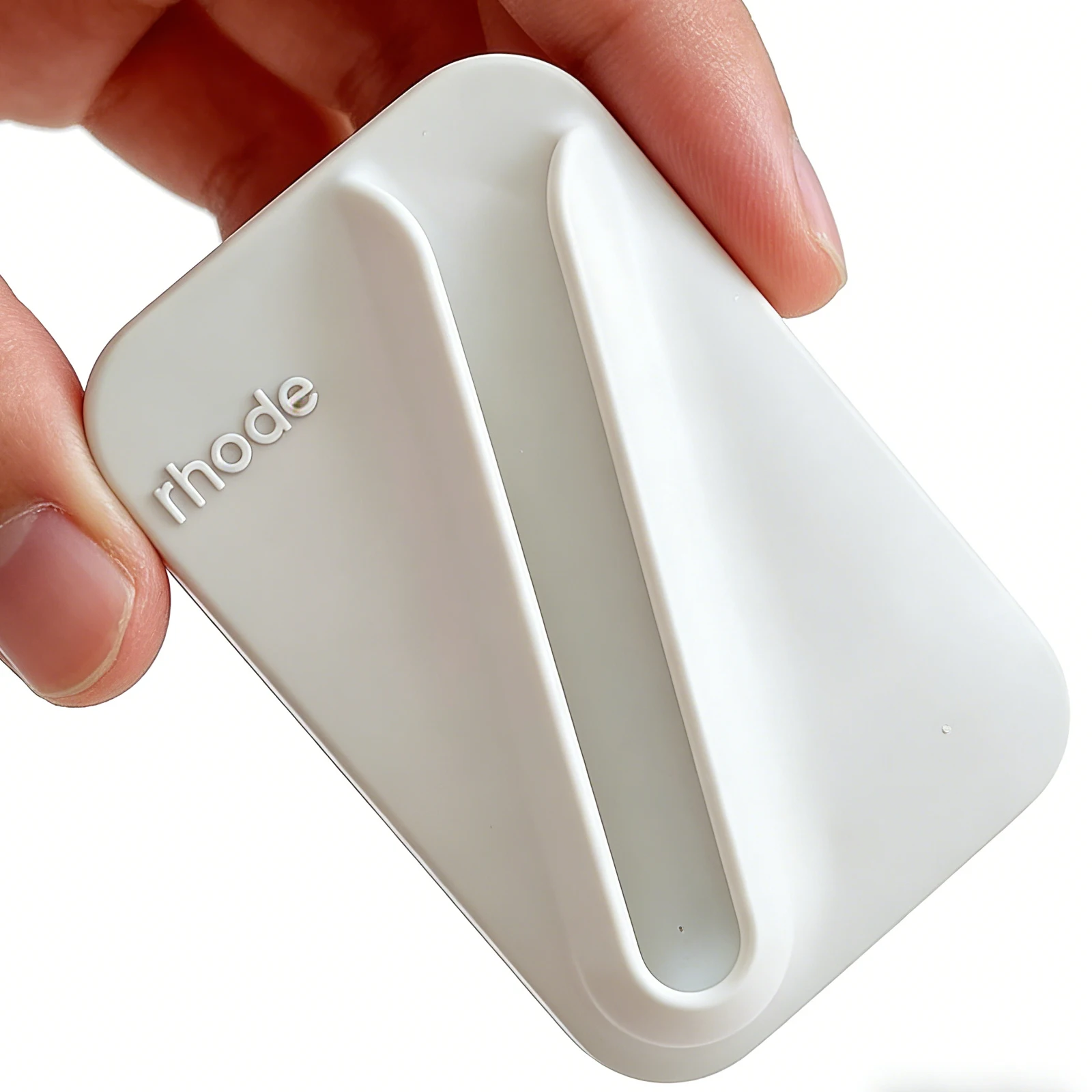 Silicone Lipgloss Holder Non-Slip Self-Adhesive Lip Protective Case Grip-On Silicone Lips Balm Case for Most Phone Models