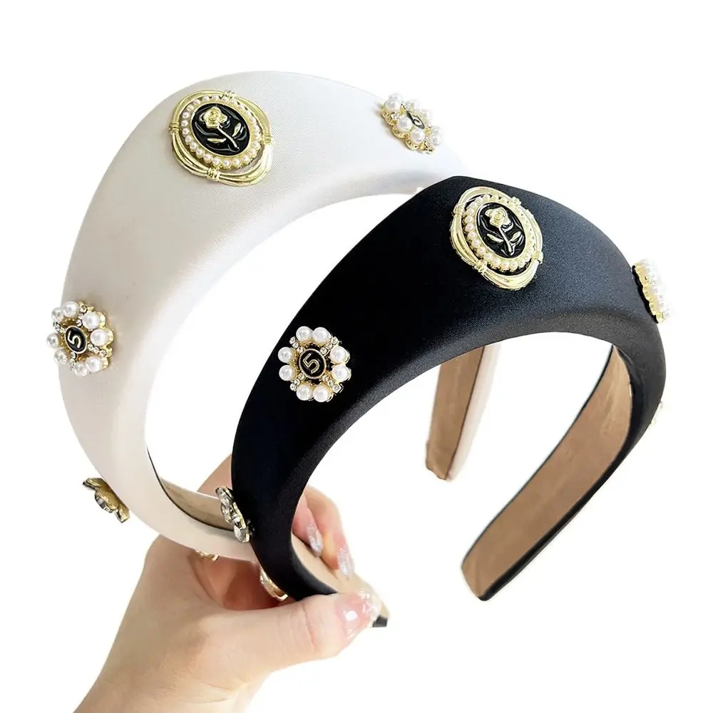 

New Velvet Women Headband British Retro European and American Hairpin Headband Smooth Hair Hoop for Home