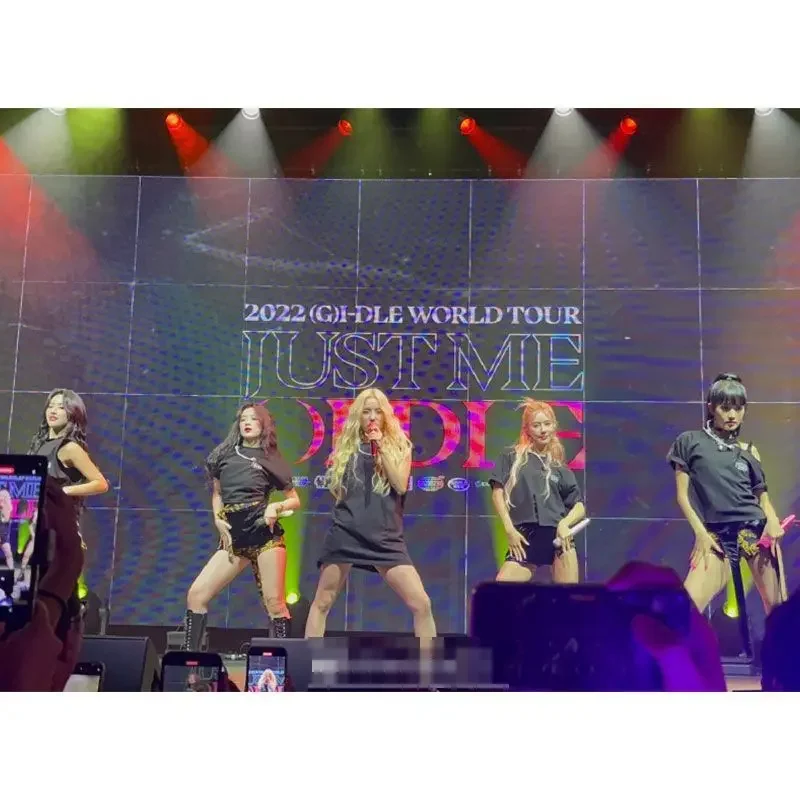 تي شيرت Kpop GIDLE Just Me لعام 2023 (G)I-DLE MIYEON YUQI Minnie MiYeon Shuhua نفس الأكمام تي شيرت علوي للجنسين ملابس لمحبي هدية