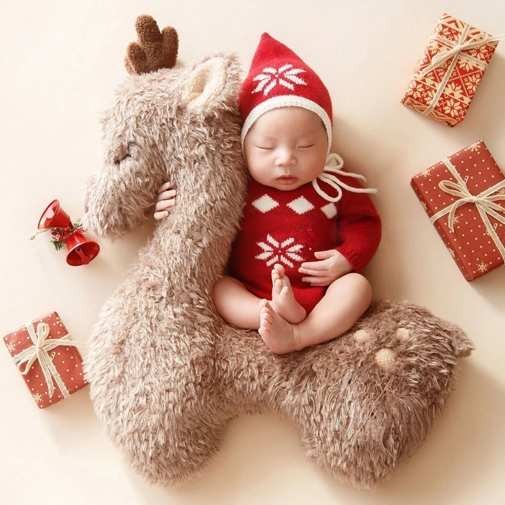 Fotografowania noworodków rekwizyty pluszowe zwierzę lalka jeleń poduszka podtrzymująca Baby Christmas Hat Romper do fotografowania niemowlęcego kostiumu fotograficznego